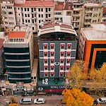 Royal Capital Thermal & 3*