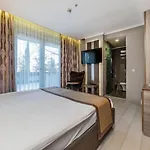 Royal Capital Thermal & 3* Bursa
