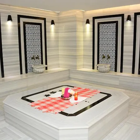 Royal Capital Thermal & فندق 3*