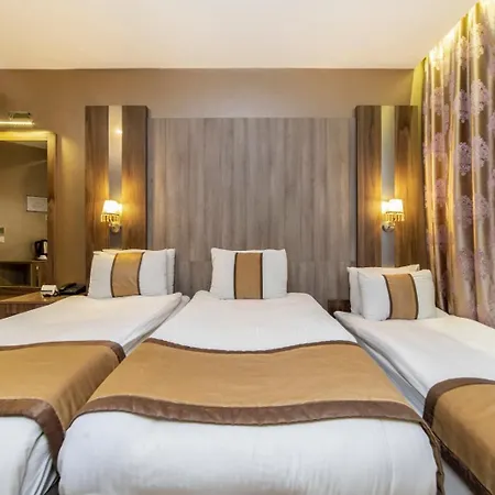Royal Capital 3*