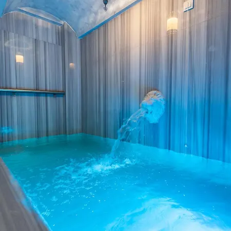 Royal Capital Thermal & 3* بورصة