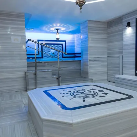 Royal Capital Thermal & 3*